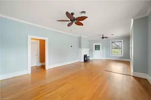 2083 Elizabeth Ave, Winston-Salem, NC 27103 - Photo 8