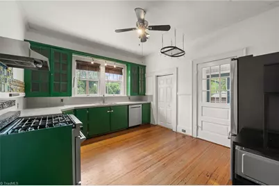2083 Elizabeth Avenue, Winston-Salem, NC 27103 - Photo 10
