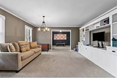 4709 Horseshoe Lane, Greensboro, NC 27410 - Photo 2