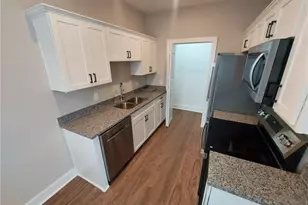 38 4th St, Lexington, NC 27292 - Photo 2