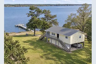 197 S River Drive, Beaufort, NC 28516 - Photo 1