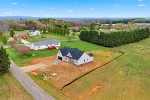 121 Winchester Dr, Ararat, NC 27007 - Photo 48