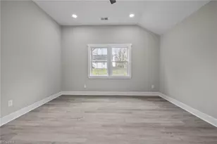122 S School St, Burlington, NC 27217 - Photo 24