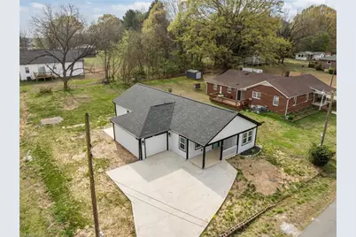 122 S School Street, Burlington, NC 27217 - Photo 32