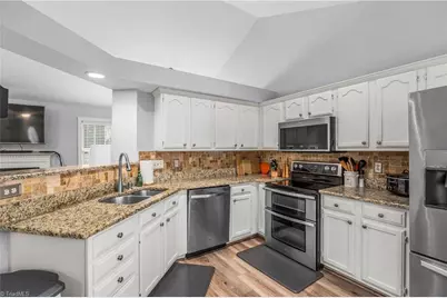 3402 Timberwolf Avenue, High Point, NC 27265 - Photo 12