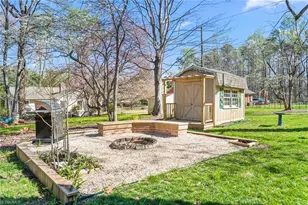 1104 Lamp Post Ln, Greensboro, NC 27410 - Photo 26