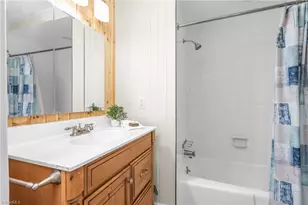 1104 Lamp Post Ln, Greensboro, NC 27410 - Photo 20