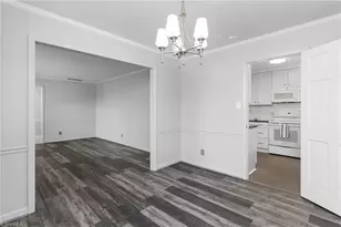 1104 Lamp Post Ln, Greensboro, NC 27410 - Photo 10