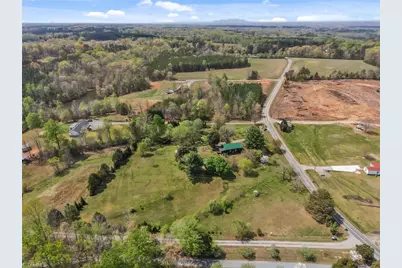 256 Bear Road, Madison, NC 27025 - Photo 44