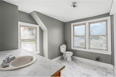 2524 Cherry Street N, Winston-Salem, NC 27105 - Photo 14