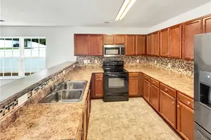 4832 Old Towne Village Cir, Winston-Salem, NC 27040 - Photo 4