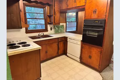 1118 Timberlane, Asheboro, NC 27205 - Photo 6