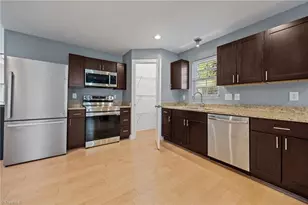 1310A Bothwell St, Greensboro, NC 27406 - Photo 6