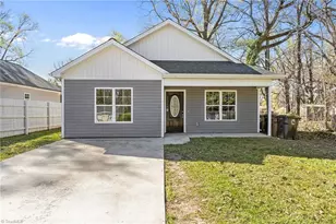 1310A Bothwell St, Greensboro, NC 27406 - Photo 26