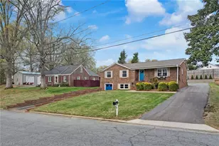 1110 Fillman Dr, Reidsville, NC 27320 - Photo 2