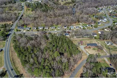 120 Windsor Drive, Graham, NC 27253 - Photo 4
