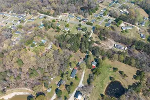 2234D Basil Holt Rd, Burlington, NC 27217 - Photo 32