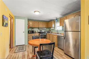 2234D Basil Holt Rd, Burlington, NC 27217 - Photo 8