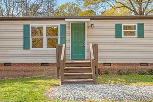 2234D Basil Holt Rd, Burlington, NC 27217 - Photo 4