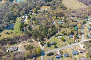 2234D Basil Holt Rd, Burlington, NC 27217 - Photo 36