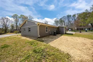 1 Godwin Ct, Greensboro, NC 27405 - Photo 24