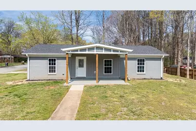 1 Godwin Court, Greensboro, NC 27405 - Photo 2