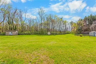 202 Wyndham Ave, High Point, NC 27265 - Photo 36