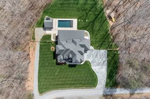 333 Punkin Ridge Ln, Winston-Salem, NC 27107 - Photo 2