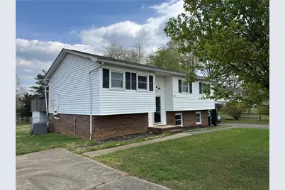 2741 River Ridge Road, Pfafftown, NC 27040 - Photo 2