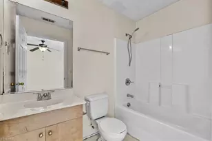 1609 Sunrise Valley Dr, Greensboro, NC 27405 - Photo 10