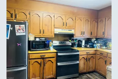 279 Stanley Road, Mount Airy, NC 27030 - Photo 6