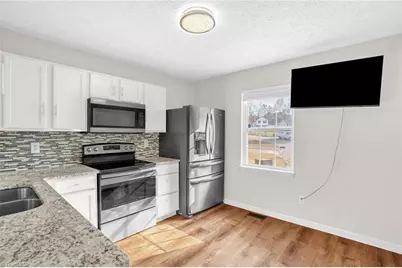 2305 August Way, Raleigh, NC 27610 - Photo 10