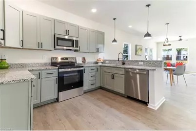 1515 Belmont Street, Burlington, NC 27215 - Photo 10