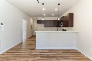 1517 Belmont St, Burlington, NC 27215 - Photo 6