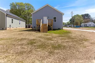 1517 Belmont St, Burlington, NC 27215 - Photo 20