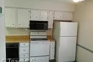 3697 Heathrow Dr, Winston-Salem, NC 27127 - Photo 10