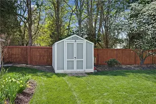 4715 Lenox Hill Pl, Charlotte, NC 28269 - Photo 44