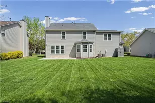 4715 Lenox Hill Pl, Charlotte, NC 28269 - Photo 42