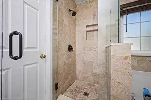 4715 Lenox Hill Pl, Charlotte, NC 28269 - Photo 22