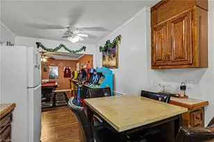 1121 Eagle Rd, Greensboro, NC 27407 - Photo 12