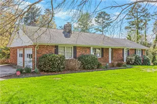 720 Sedge Garden Rd, Kernersville, NC 27284 - Photo 4