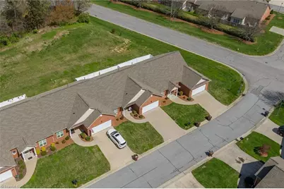 395 Northbridge Drive, High Point, NC 27265 - Photo 34