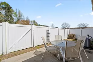 395 Northbridge Dr, High Point, NC 27265 - Photo 28