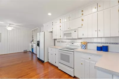 3201 Crittenden Court, Winston-Salem, NC 27106 - Photo 14