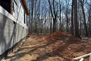 348 Woodland Dr, Elkin, NC 28621 - Photo 6