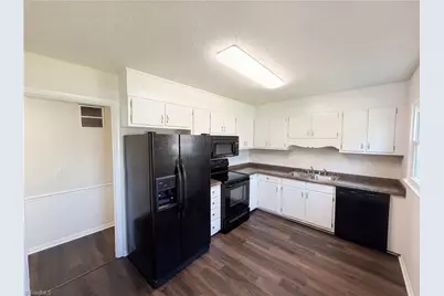 4050 Huntingreen Lane #A, Winston-Salem, NC 27106 - Photo 2
