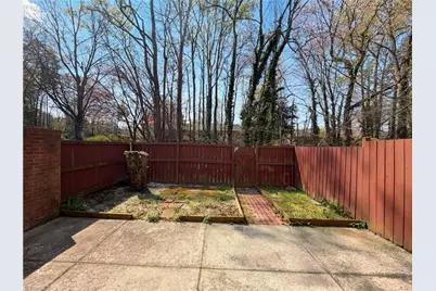 4050 Huntingreen Lane #A, Winston-Salem, NC 27106 - Photo 8