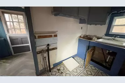 916 Murray Street, Burlington, NC 27217 - Photo 30