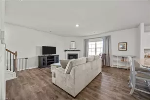 1432 Carisbrooke Dr, Mebane, NC 27302 - Photo 8