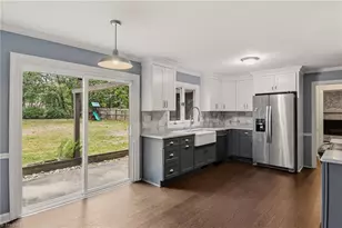 4103 Oak Hollow Dr, High Point, NC 27265 - Photo 32